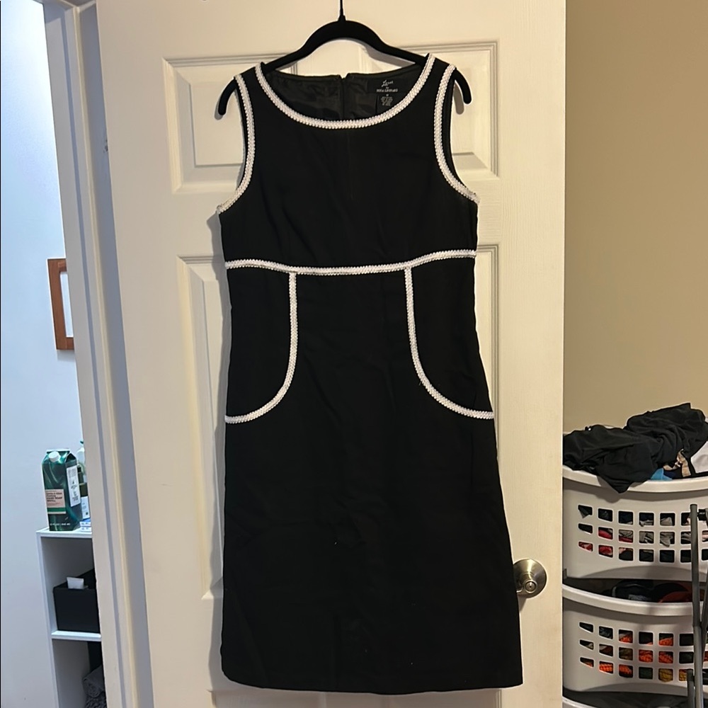 Nina Leonard Black Sheath Dress Knee-Length Sleeveless for Cocktail